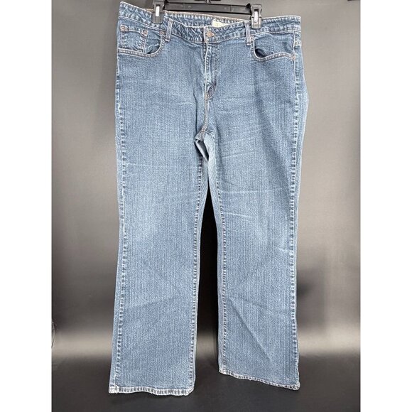 Levi Plus Jeans 22 W Boot Cut 31'' Inseam Medium Wash Stretchy - Picture 8 of 9